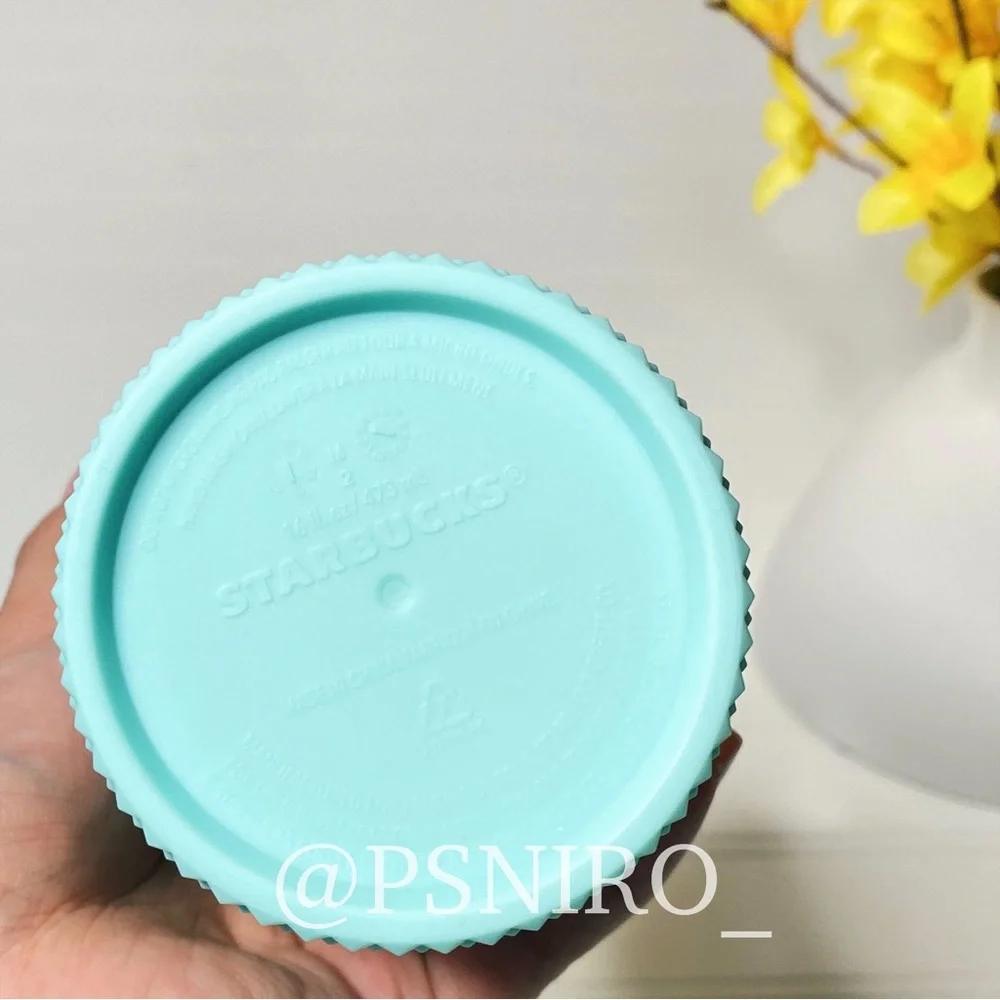Starbucks Cup and Keychain